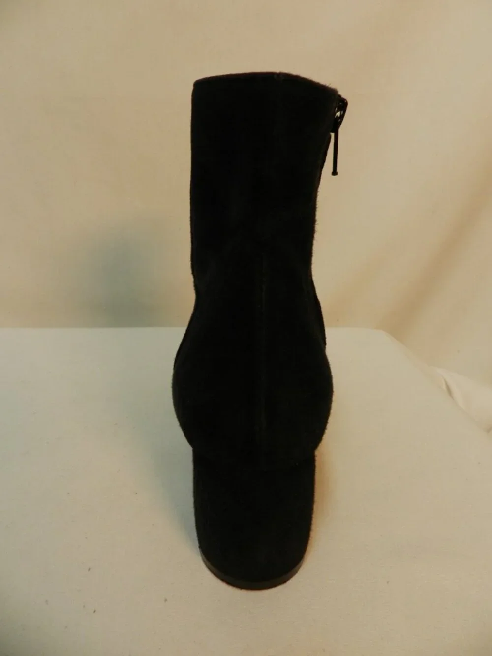 AGL Suede Size 37.5 US 7.5 black ankle zip pumps heels Attilio Giusti Italy